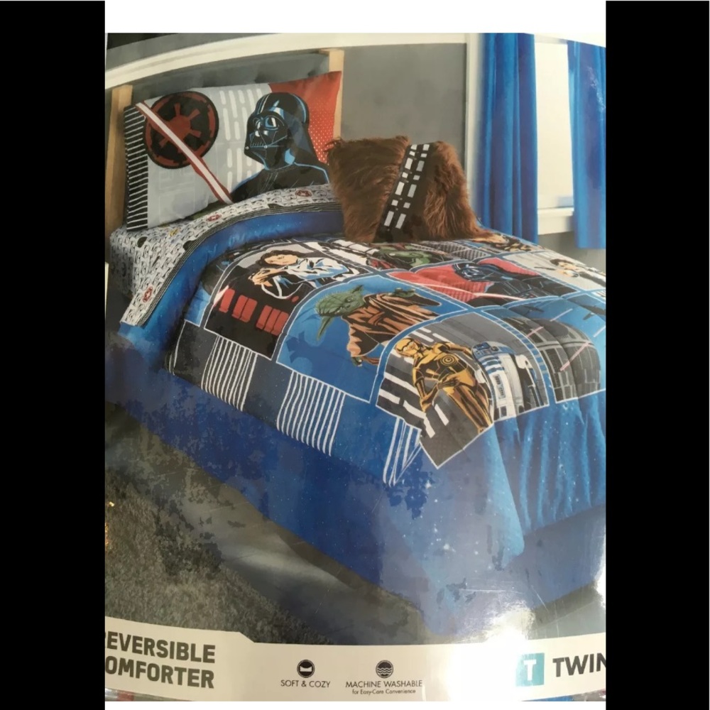 DISNEY STAR WARS Reversible Comforter Twin NEW